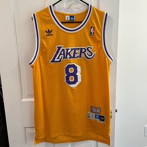 Kobe Bryant - #8 Men’s L stitched